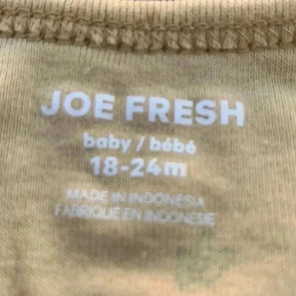 Five for 25 Joe Fresh 100% cotton onesie with carrots - Picture 2 of 4